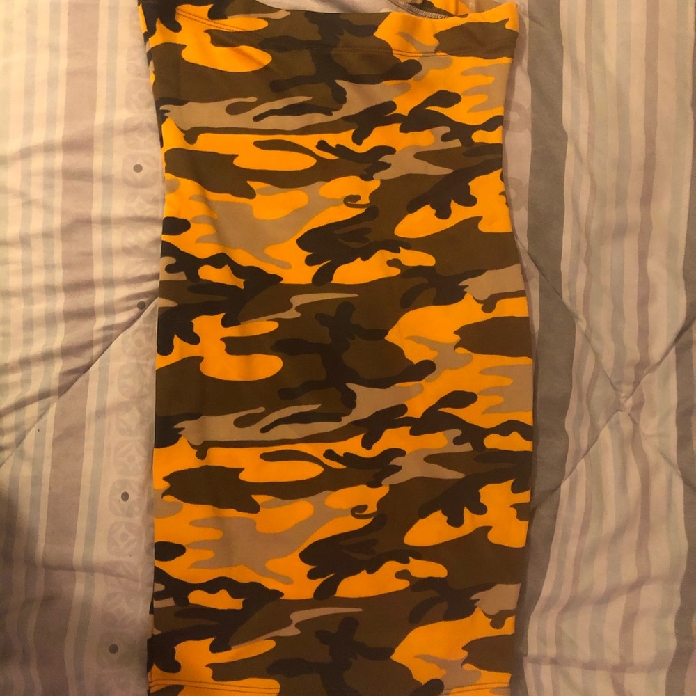 Camo pencil skirt